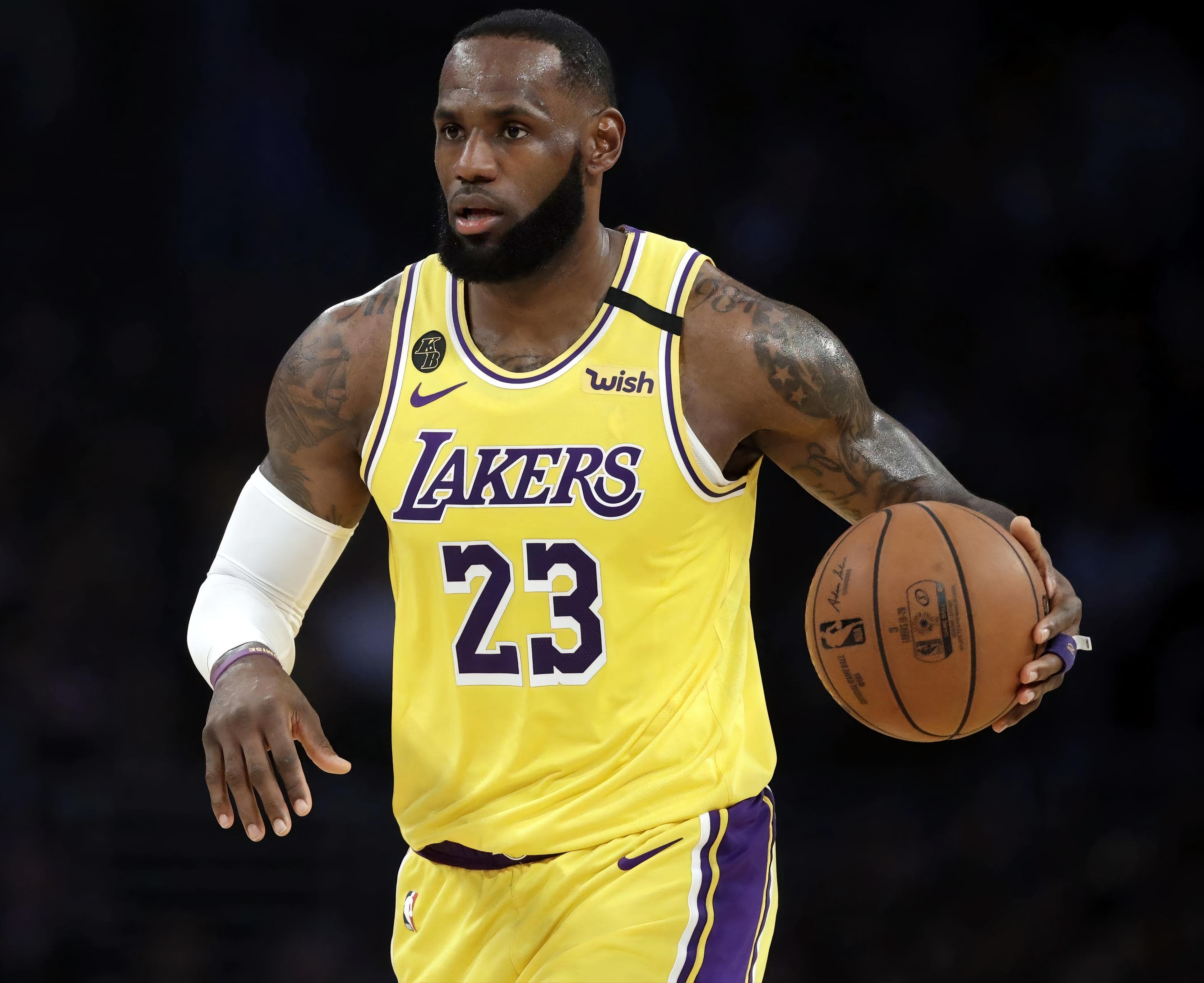 Ning重要时刻出色发挥，湖人带队取胜！再创辉煌时刻(nba湖人队!)-爱游戏